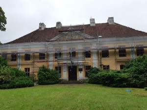 Rozpoczął się remont pałacu w Smolajnach