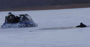 Bezpieczny l&oacute;d to bezpieczne ferie