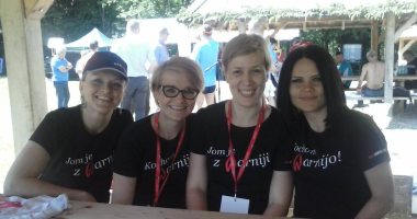 Urzędasy pobiegły przez lasy