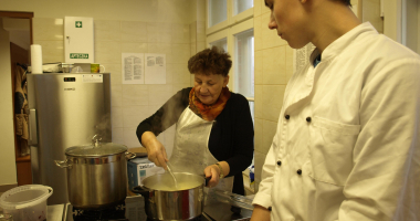 Międzypokoleniowe wigilijne gotowanie 