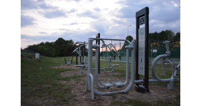 Siłownie pod chmurką