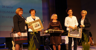 Wyr&oacute;żnione pielęgniarki z powiatu