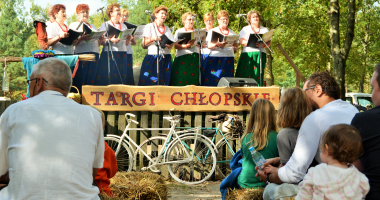 Kupiecka atmosfera dawnych lat w skansenie w Olsztynku