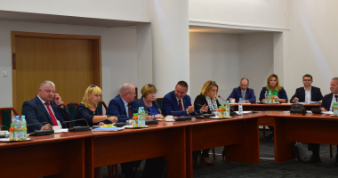 Solidarna pomoc powiat&oacute;w