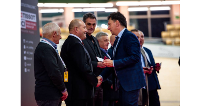 Narcyz Klik ze Złotą Odznaką PZKol