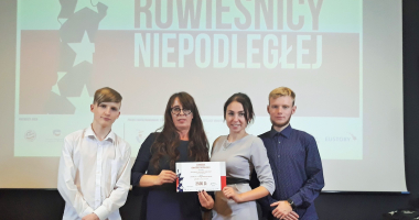 R&oacute;wieśnicy Niepodległej - sukces uczni&oacute;w z Dobrego Miasta