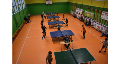 Tenis stołowy w Czerwonce