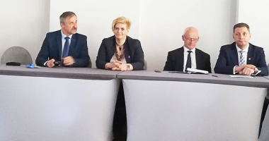 Geodeci z powiatu na seminarium szkoleniowym