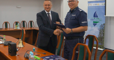 Nowe radiowozy dla Policji