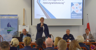 W kont@kcie z rzeczywistością