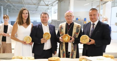 Uruchomiono produkcję Warmińskiego Chleba Pielgrzyma 