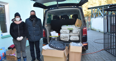 Prezent dla bezdomnych zwierząt