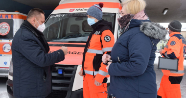 Karetka cieszy ratownik&oacute;w