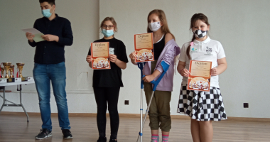 Sukces młodych szachistek! 