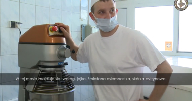 Jak powstaje ciasto warmiaczek?