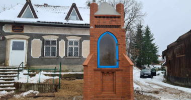 Nowe życie kapliczki w Nowym Kawkowie