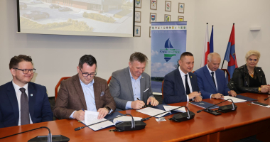 Rusza budowa hali widowiskowo-sportowej w Olsztynku