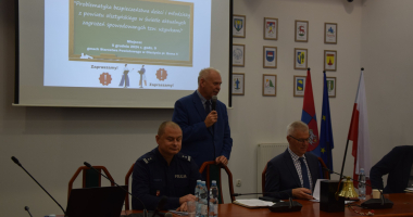 Debata o bezpieczeństwie młodych