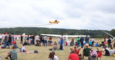 Piknik Lotniczy w Gryźlinach. Niebo pełne emocji, ziemia pełna atrakcji