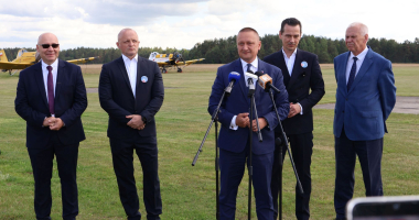 Gryźliny lotniczym sercem regionu